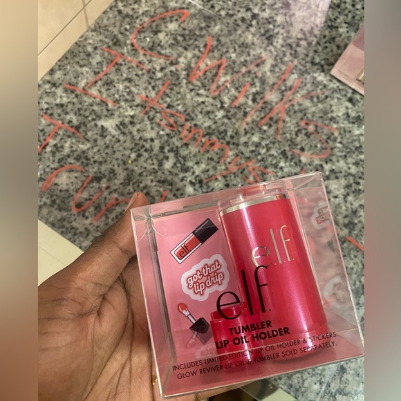 elf x Stanley Tumbler Lip Oil Holder in RED DELICIOUS ❤️ - Picture 1 of 1